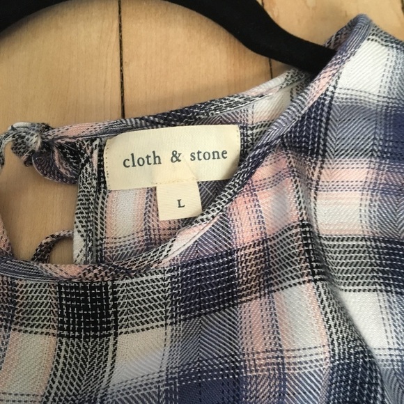 Cloth and Stone Blue and Pink Plaid Tank Top Size Large - Picture 3 of 6